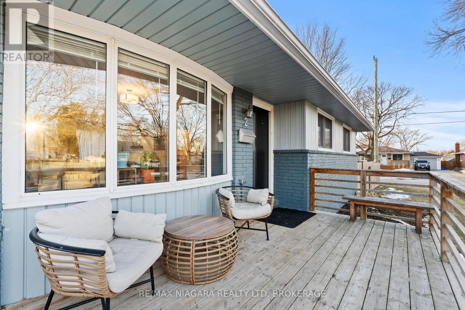 2 Highcourt Crescent, St. Catharines, Ontario  L2M 3M6 - Photo 3 - X12828824