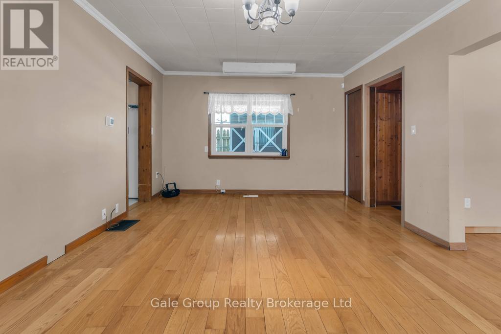 150 Frances Street, Ingersoll, Ontario  N5C 2H5 - Photo 7 - X12828872