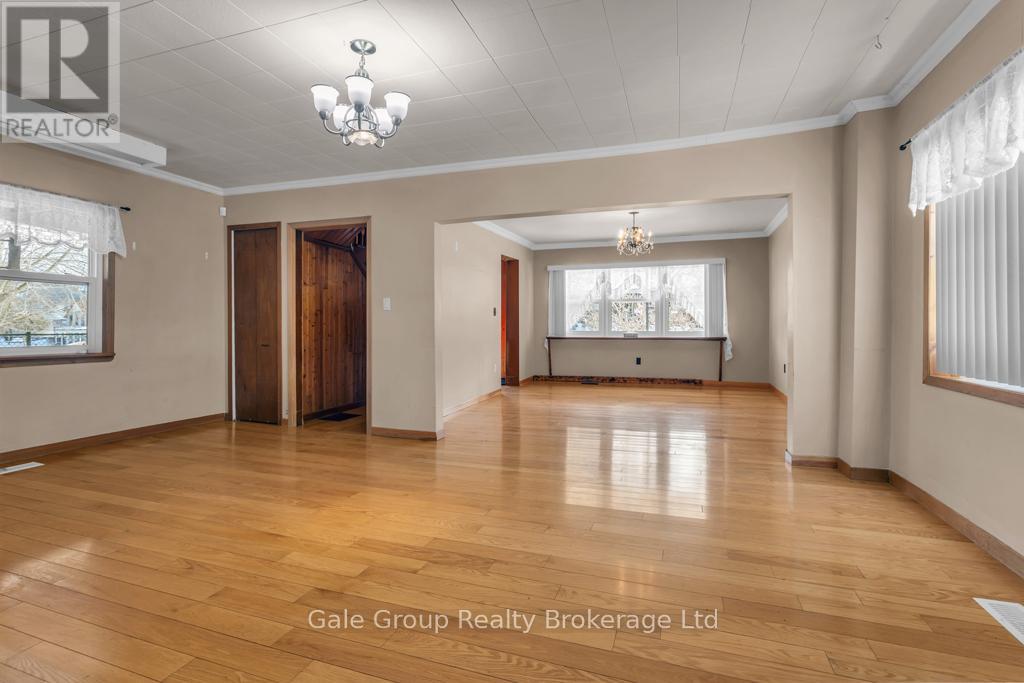 150 Frances Street, Ingersoll, Ontario  N5C 2H5 - Photo 9 - X12828872