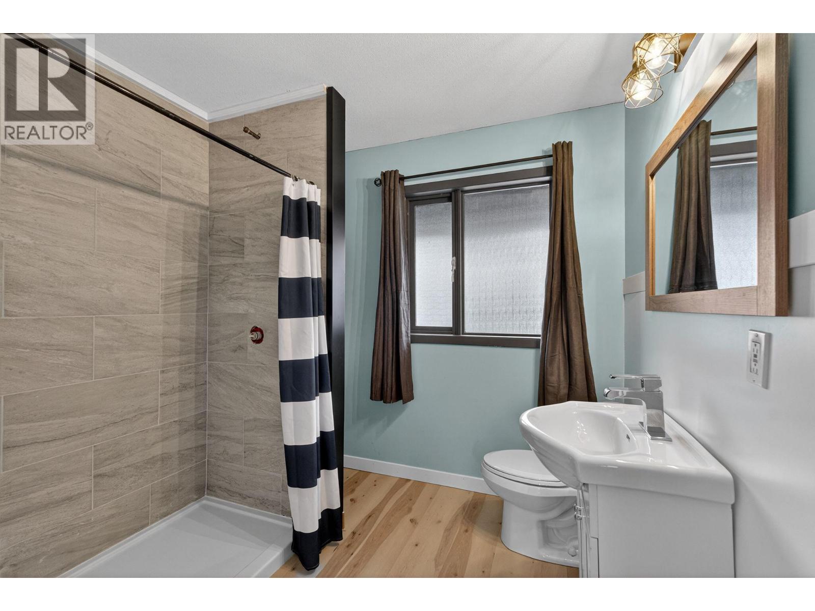 9803 Venables Drive, Coldstream, British Columbia  V1B 2K1 - Photo 35 - 10376732