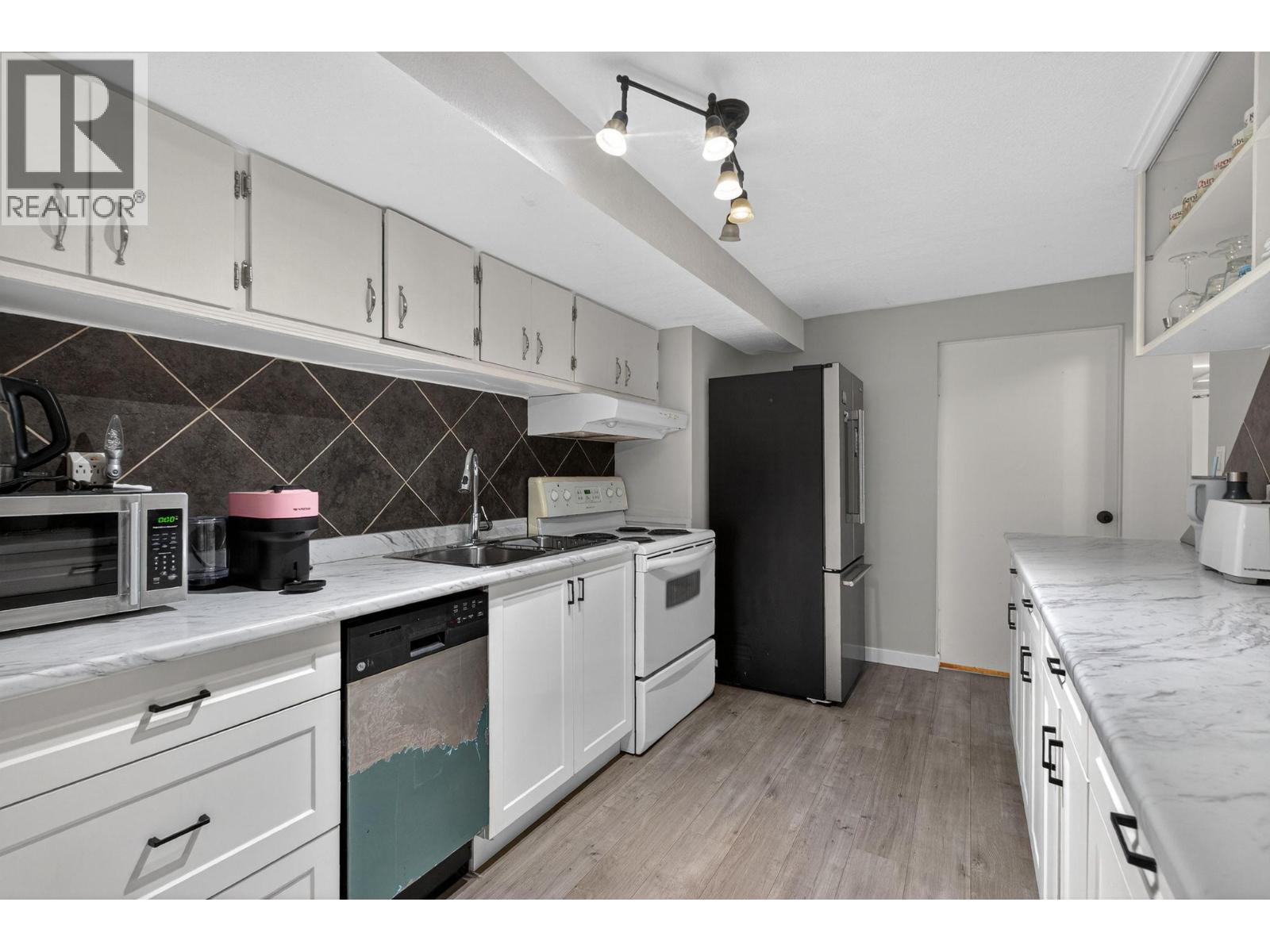 9803 Venables Drive, Coldstream, British Columbia  V1B 2K1 - Photo 46 - 10376732