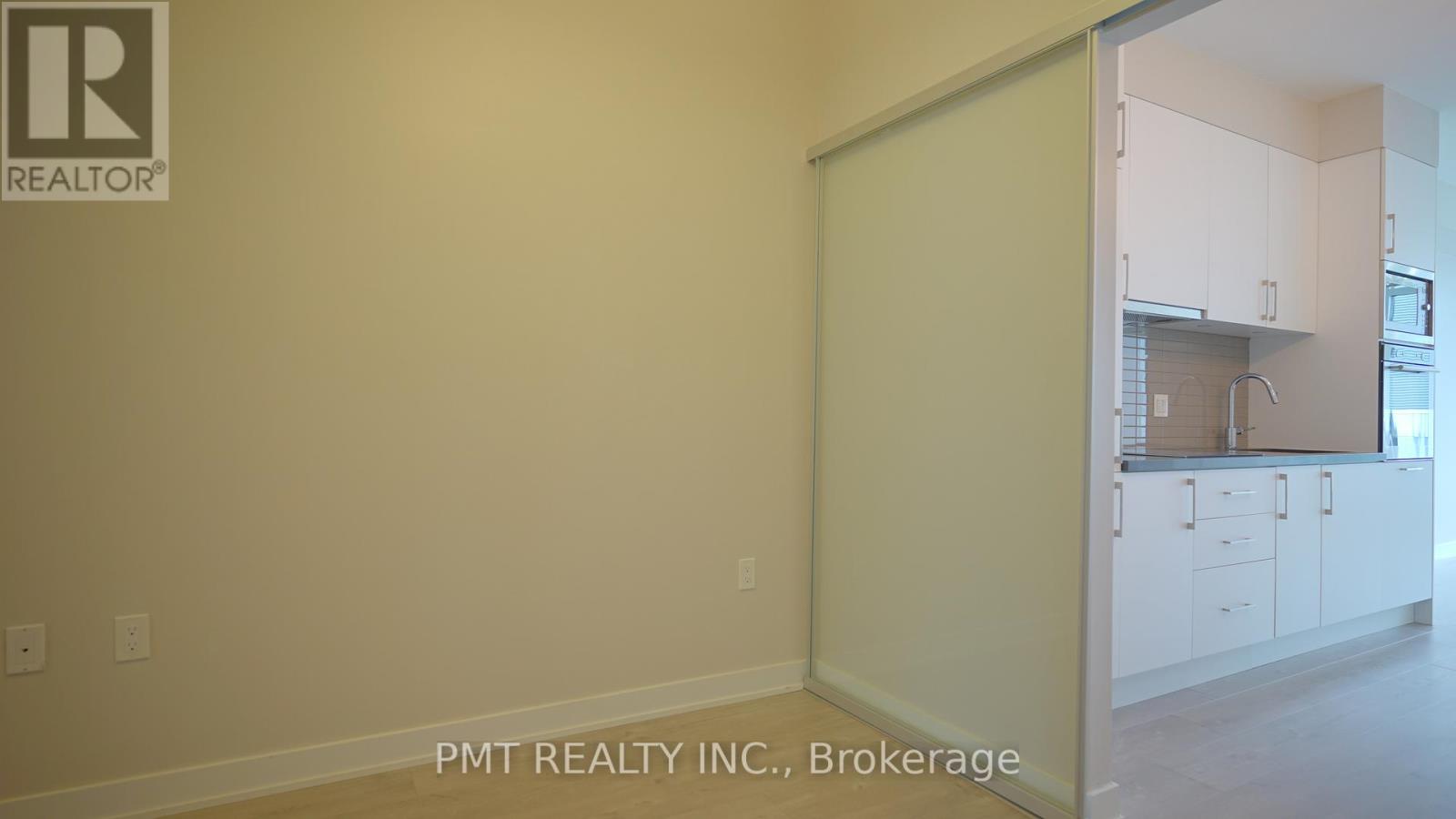 1712 - 27 Bathurst Street, Toronto (Waterfront Communities), Ontario  M5V 0R1 - Photo 18 - C12828818