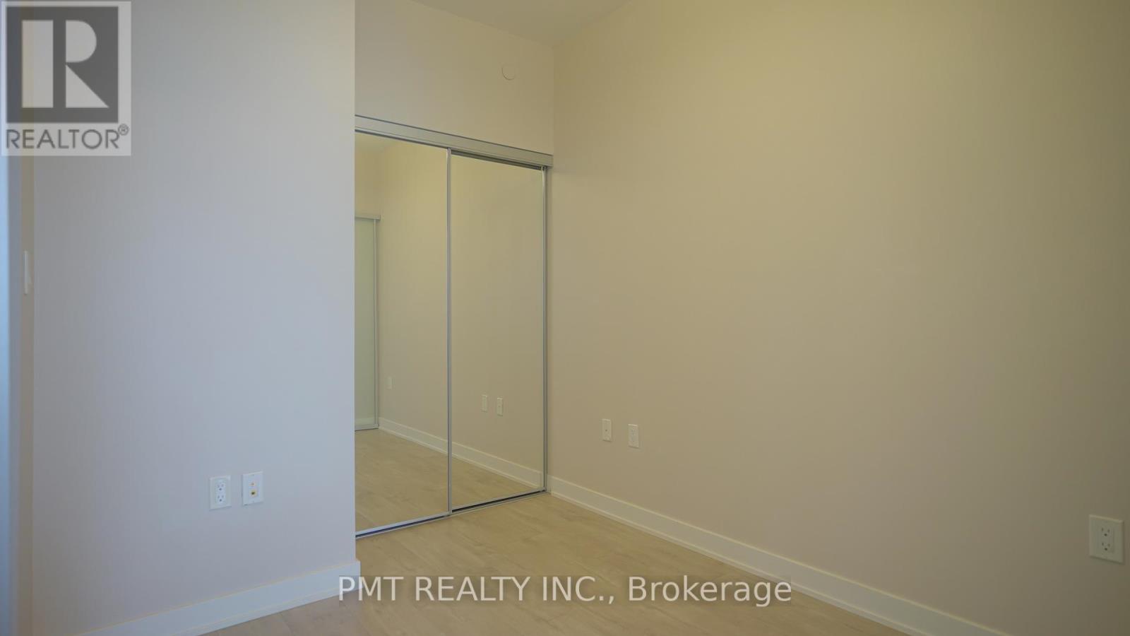 1712 - 27 Bathurst Street, Toronto (Waterfront Communities), Ontario  M5V 0R1 - Photo 7 - C12828818