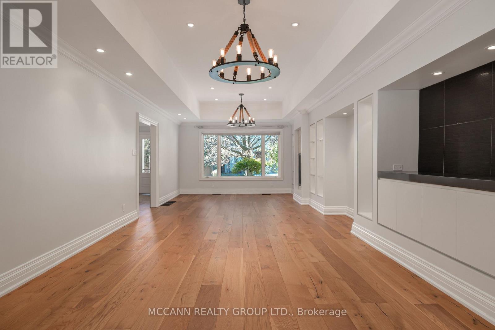 29 Glen Rush Boulevard, Toronto, Ontario  M5N 2T4 - Photo 4 - C12828866