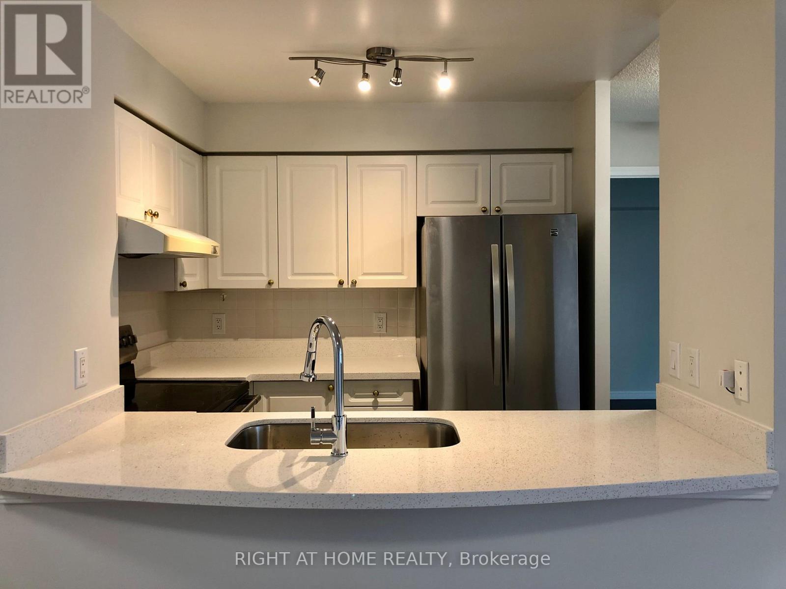 1801 - 8 Hillcrest Avenue, Toronto, Ontario  M2N 6Y6 - Photo 13 - C12828894