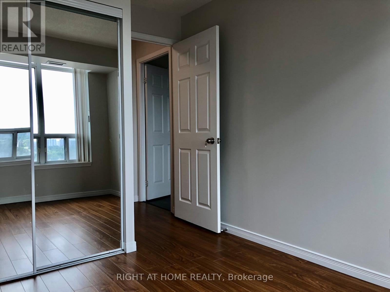 1801 - 8 Hillcrest Avenue, Toronto, Ontario  M2N 6Y6 - Photo 17 - C12828894