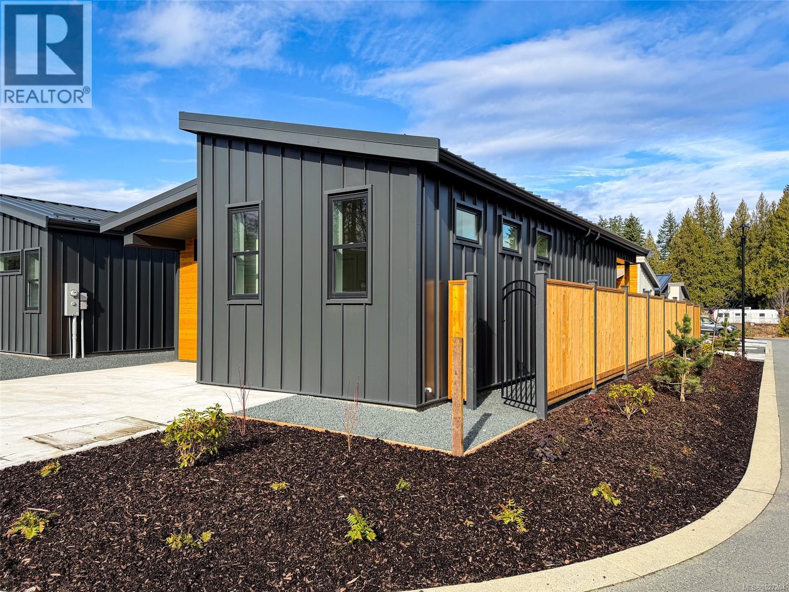 18 3025 Royston Rd, Cumberland, British Columbia  V0R 1S0 - Photo 3 - 1027264