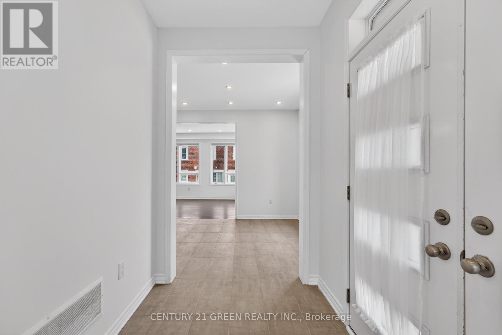 3140 Willowridge Path, Pickering, Ontario  L1V 2P9 - Photo 7 - E12828906