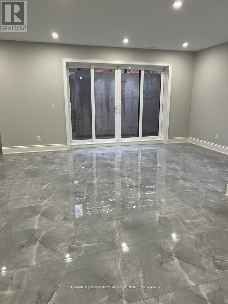 Bsmt - 33 Twin Pauls Crescent, Toronto, Ontario  M1R 3Z6 - Photo 3 - E12828914