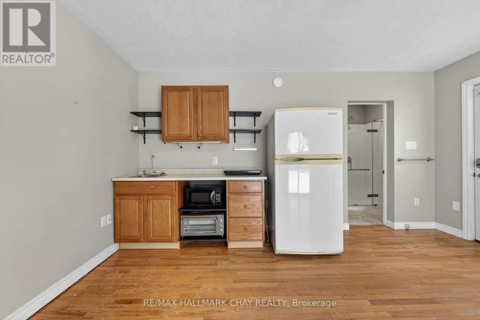 8 John Street, Springwater, Ontario  L0L 1P0 - Photo 25 - S12828836