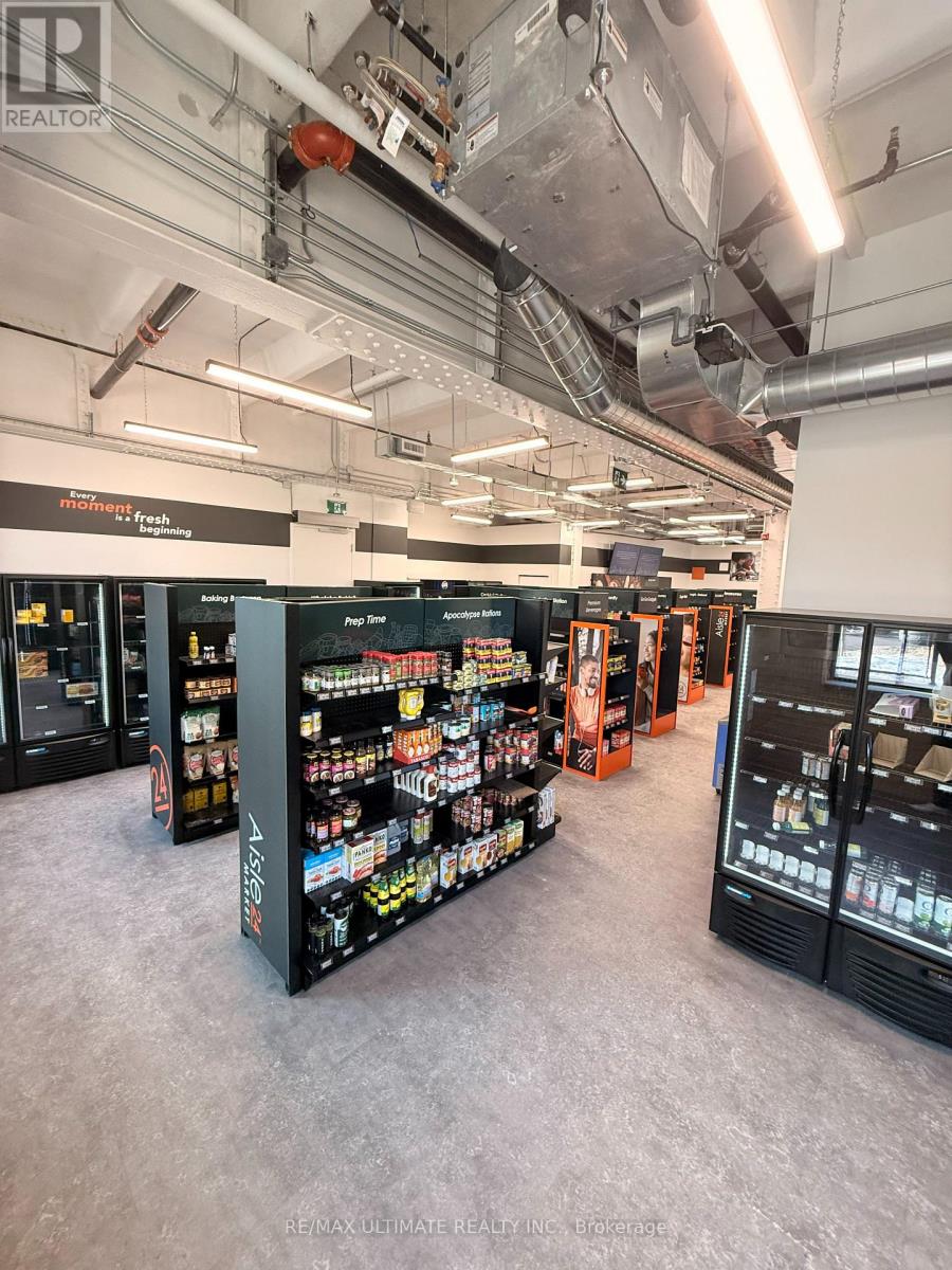 30 Powerhouse Street, Toronto, Ontario  M6H 0C6 - Photo 18 - W12818864