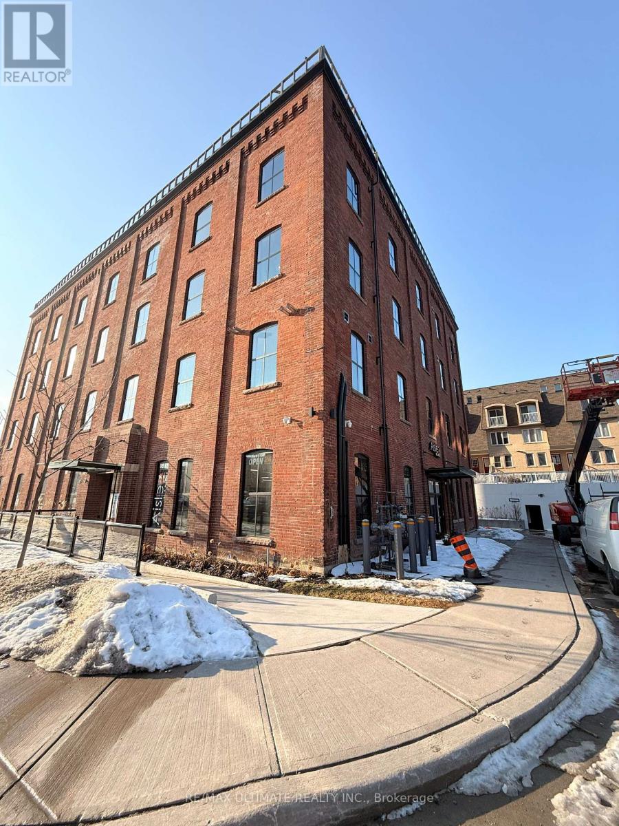 30 Powerhouse Street, Toronto, Ontario  M6H 0C6 - Photo 7 - W12818864