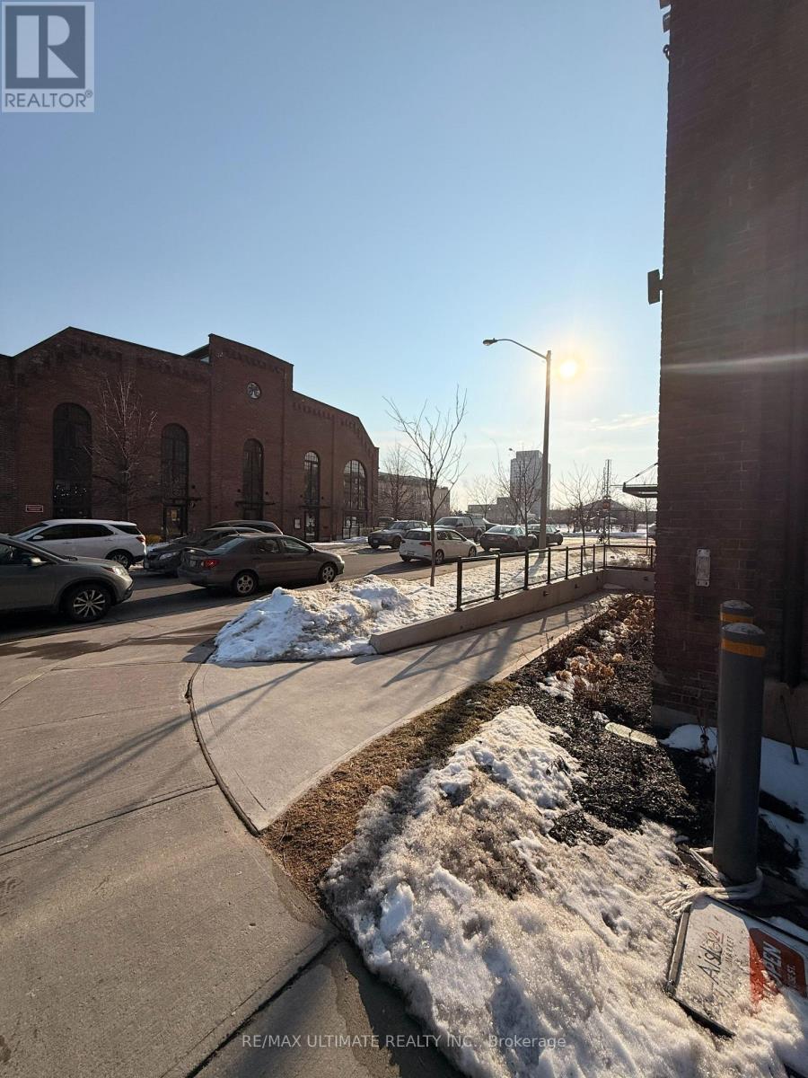 30 Powerhouse Street, Toronto, Ontario  M6H 0C6 - Photo 8 - W12818864