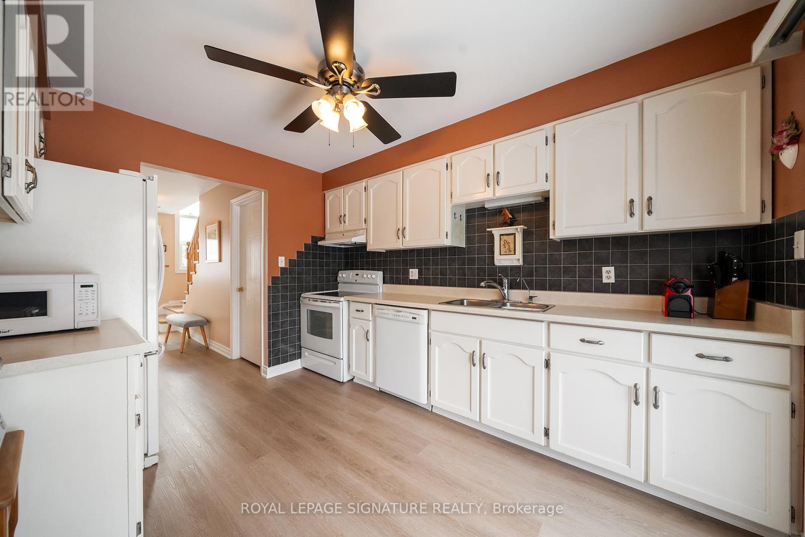 545 Drummerhill Crescent, Waterloo, Ontario  N2T 1G3 - Photo 6 - X12827870