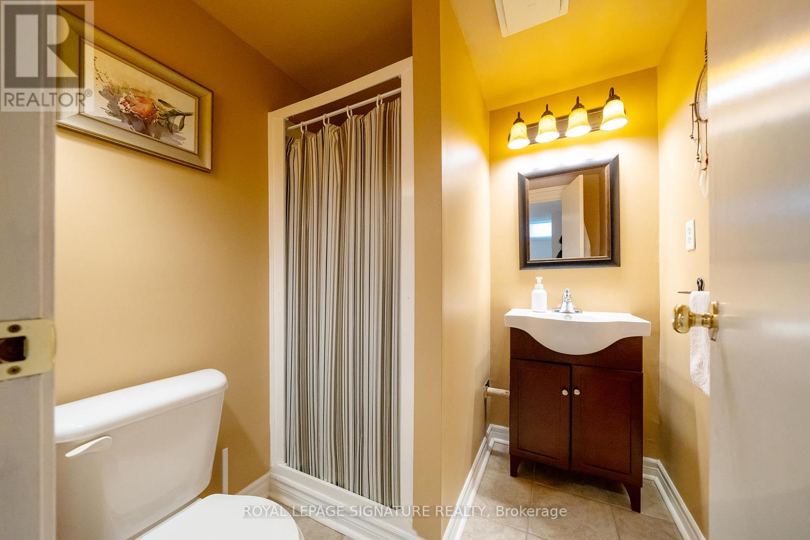 545 Drummerhill Crescent, Waterloo, Ontario  N2T 1G3 - Photo 24 - X12827870