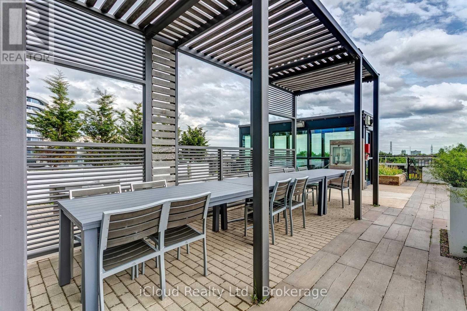 1705 - 2560 Eglinton Avenue W, Mississauga, Ontario  L5M 0Y3 - Photo 13 - W12828846