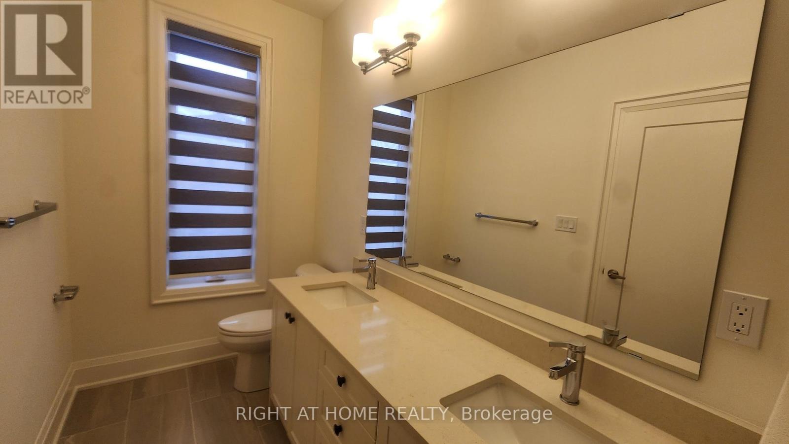 3300 Taha Gardens, Oakville, Ontario  L6M 4K1 - Photo 24 - W12828848