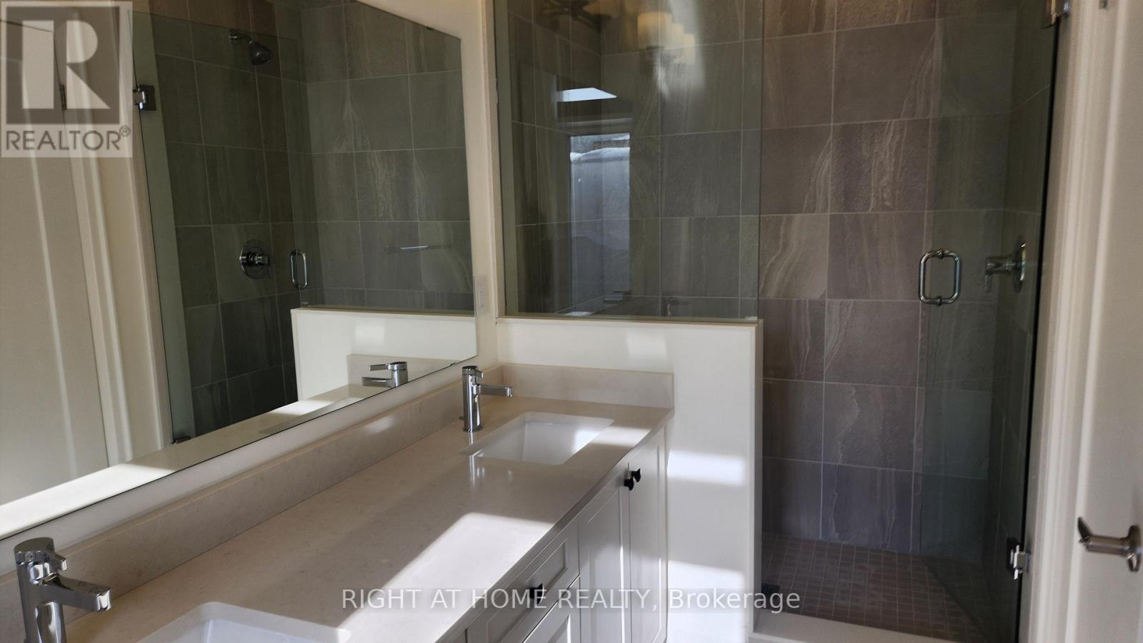 3300 Taha Gardens, Oakville, Ontario  L6M 4K1 - Photo 26 - W12828848