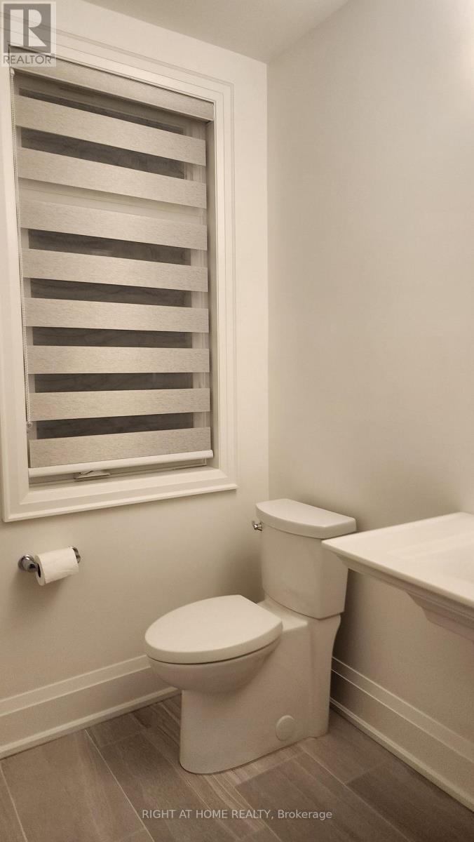 3300 Taha Gardens, Oakville, Ontario  L6M 4K1 - Photo 9 - W12828848