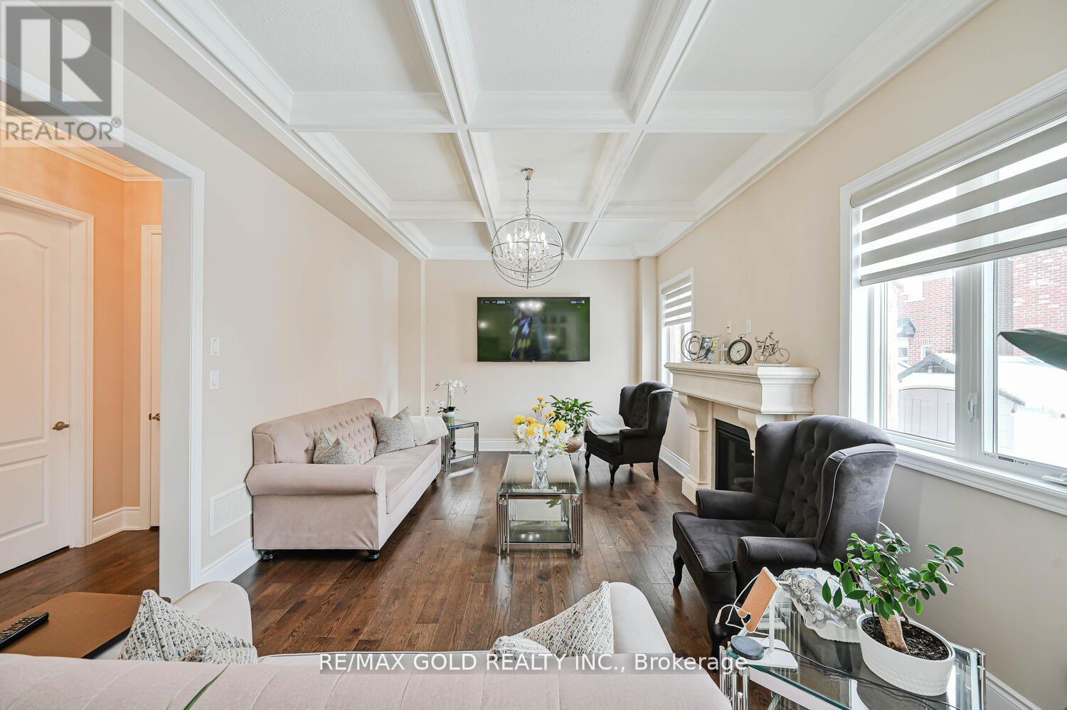 125 Squire Ellis Drive, Brampton, Ontario  L6P 4J4 - Photo 19 - W12828860