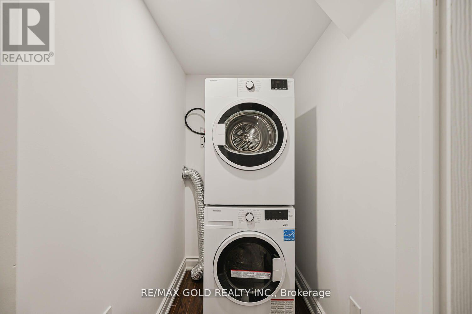 125 Squire Ellis Drive, Brampton, Ontario  L6P 4J4 - Photo 43 - W12828860