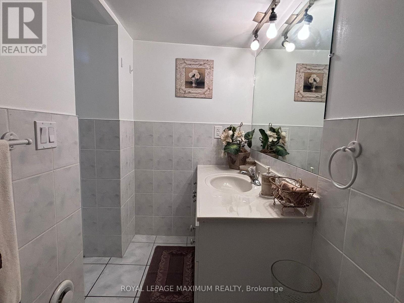 Basement - 90 Via Romano Way, Brampton, Ontario  L6P 1P3 - Photo 26 - W12828876