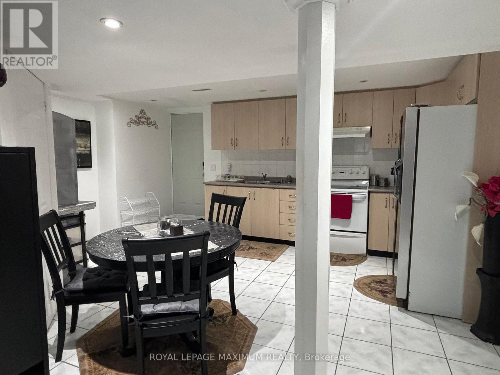 Basement - 90 Via Romano Way, Brampton, Ontario  L6P 1P3 - Photo 31 - W12828876