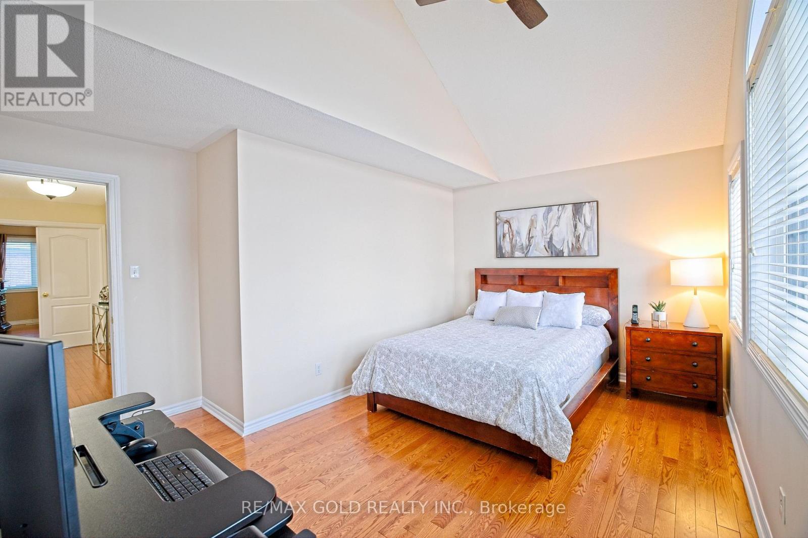 3 Spotted Owl Crescent, Brampton, Ontario  L7A 0H9 - Photo 36 - W12828884