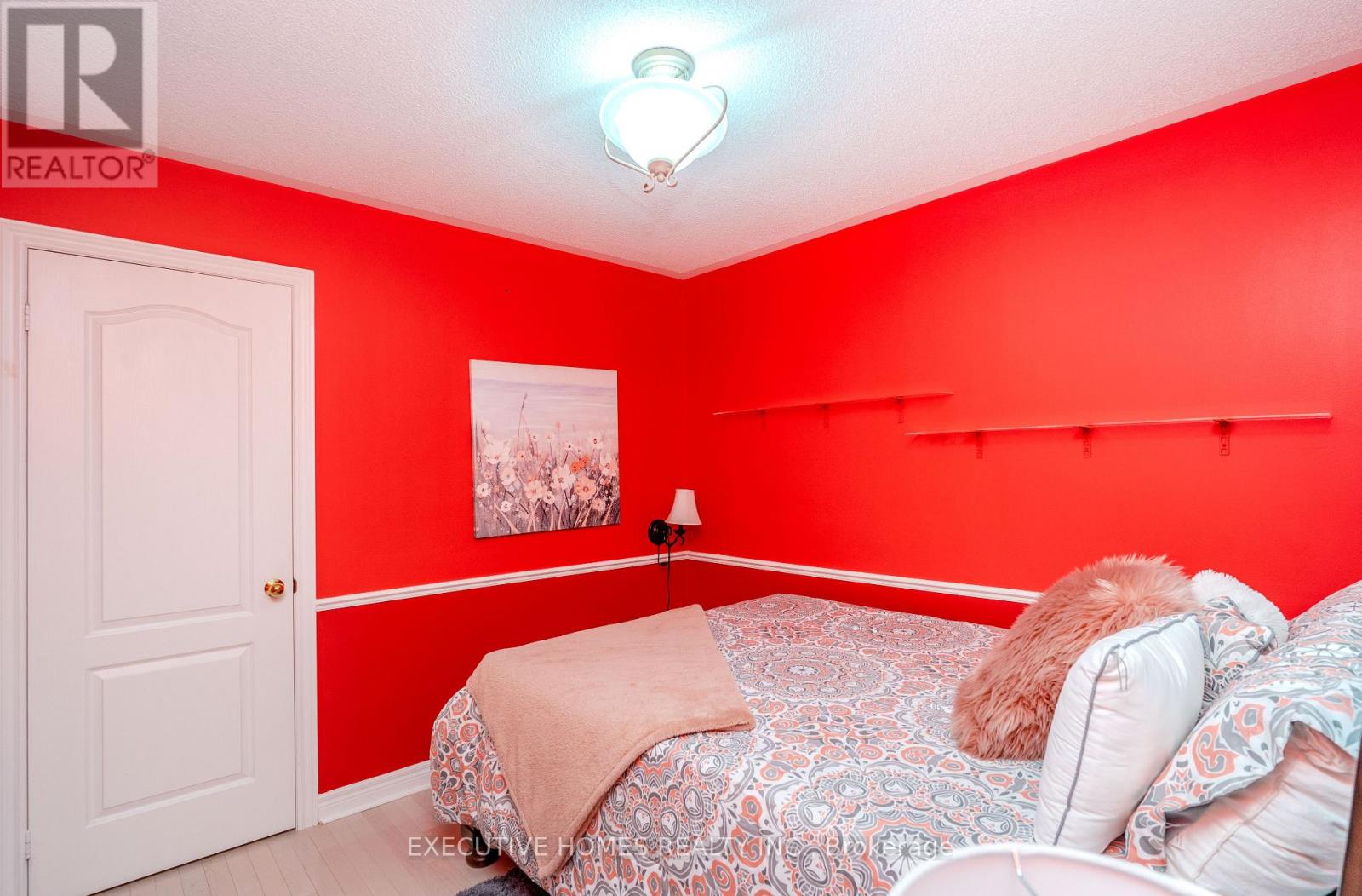 10 Safari Court, Brampton (Snelgrove), Ontario  L7A 1G8 - Photo 24 - W12828926