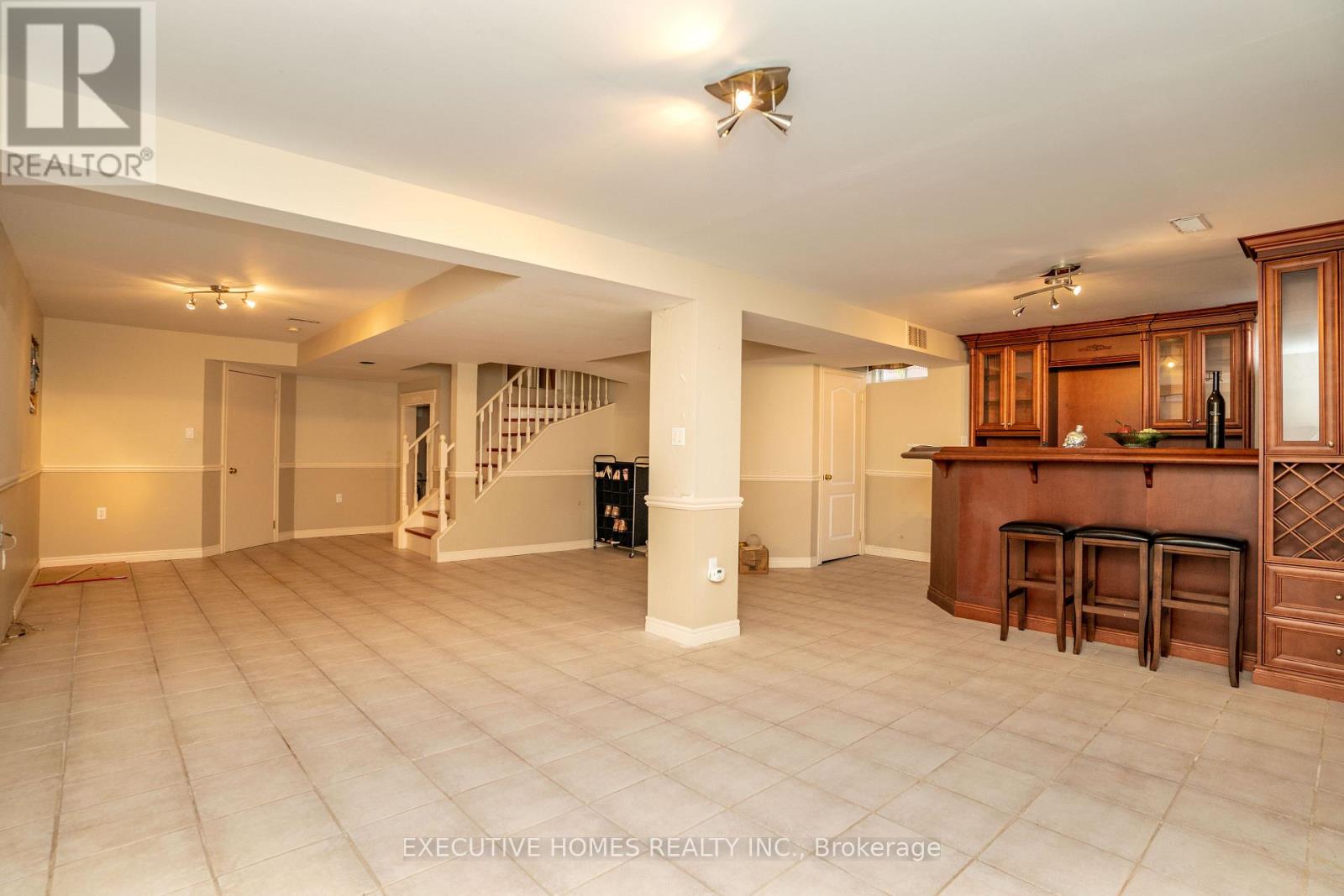 10 Safari Court, Brampton (Snelgrove), Ontario  L7A 1G8 - Photo 32 - W12828926