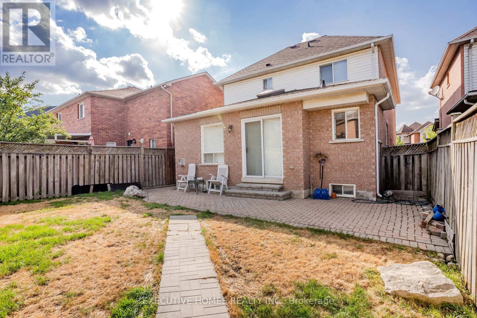 10 Safari Court, Brampton (Snelgrove), Ontario  L7A 1G8 - Photo 35 - W12828926