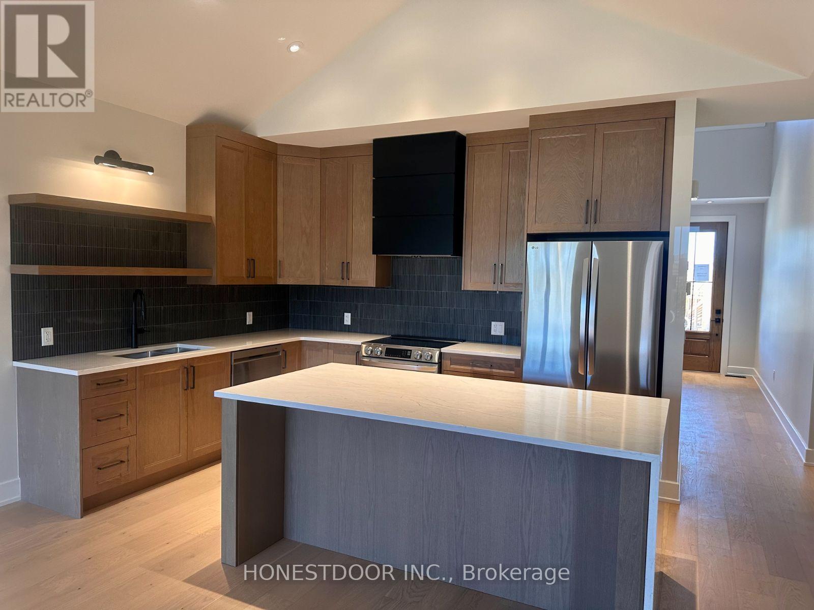 300 Hilversum Lane, Ottawa, Ontario  K0A 1L0 - Photo 7 - X12828820