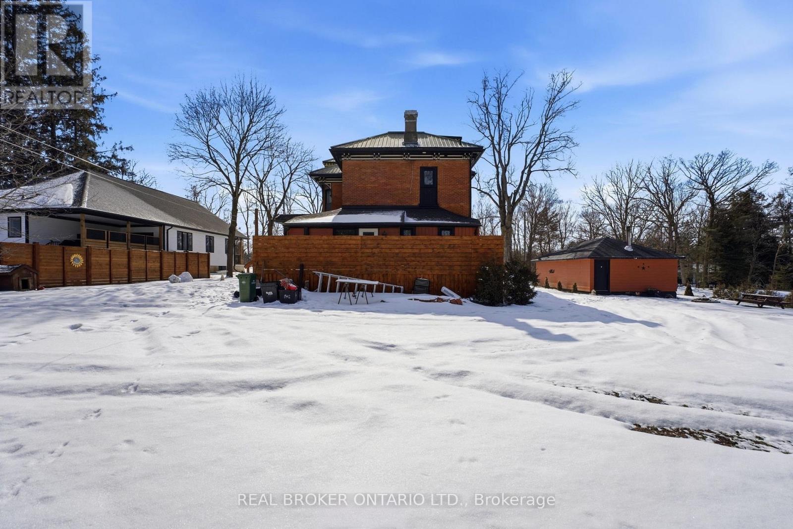 259 Western Avenue, Norfolk, Ontario  N4B 1R9 - Photo 3 - X12828918