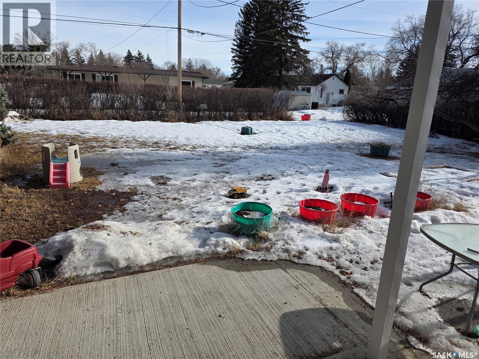 403 Thomson Street, Outlook, Saskatchewan  S0L 2N0 - Photo 34 - SK029228