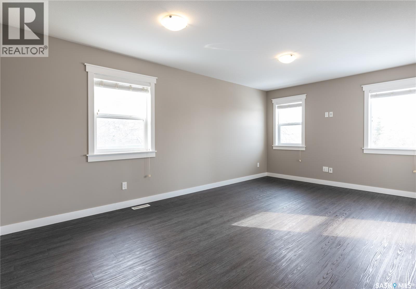 2163 Edward Street, Regina, Saskatchewan  S4T 4N5 - Photo 10 - SK029212