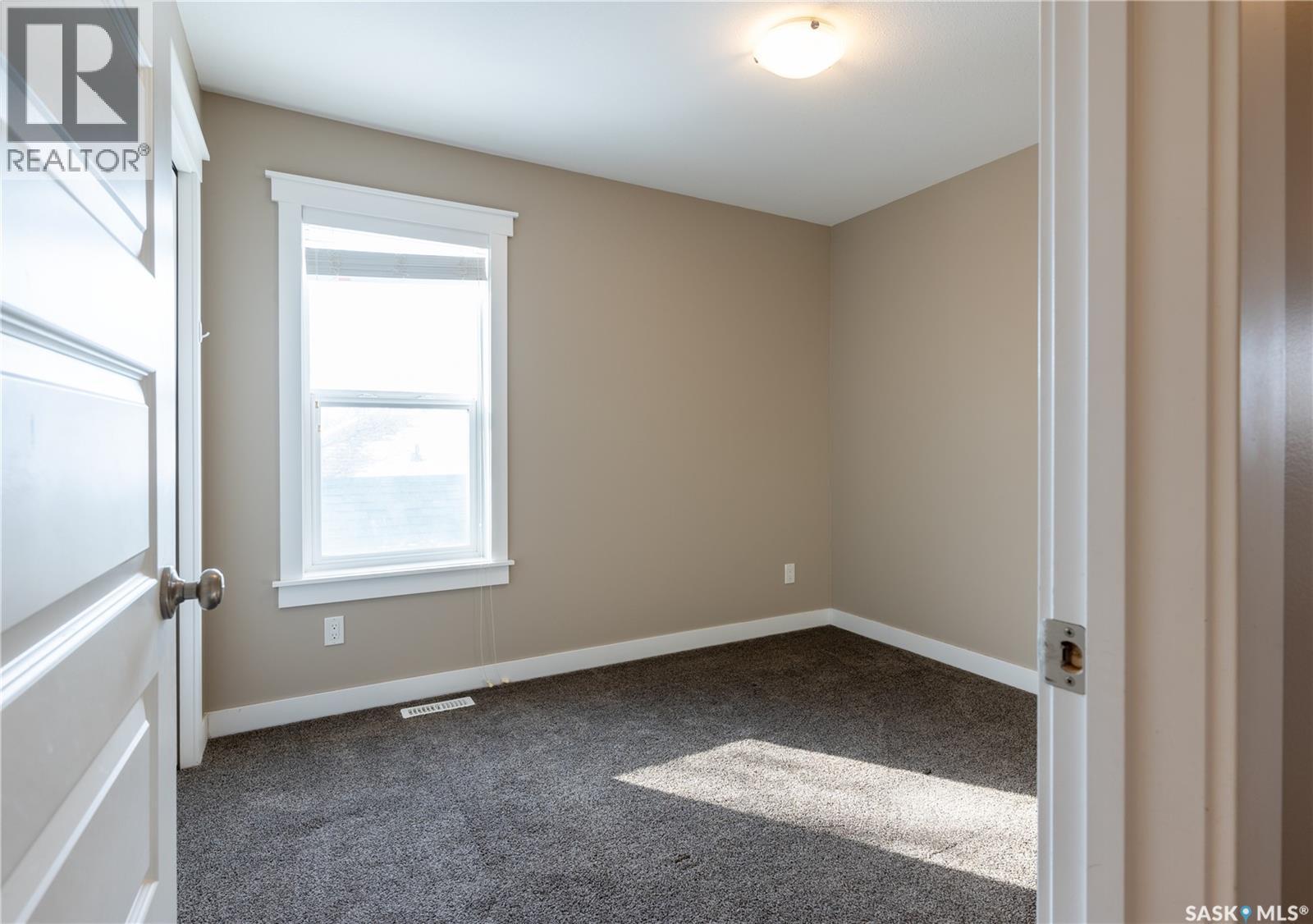 2163 Edward Street, Regina, Saskatchewan  S4T 4N5 - Photo 18 - SK029212