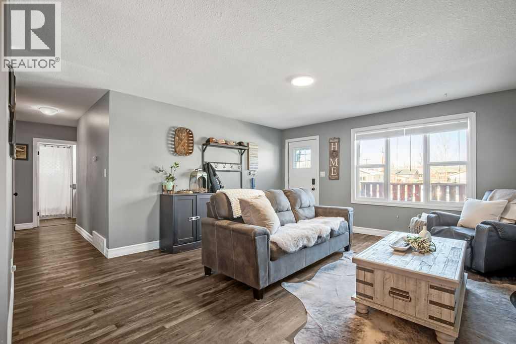 113 Jamieson Street, Cayley, Alberta  T0L 0P0 - Photo 2 - A2275762