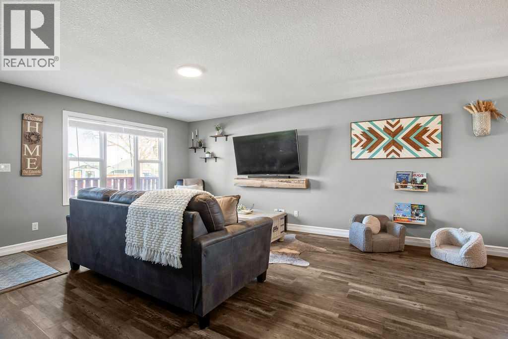 113 Jamieson Street, Cayley, Alberta  T0L 0P0 - Photo 3 - A2275762