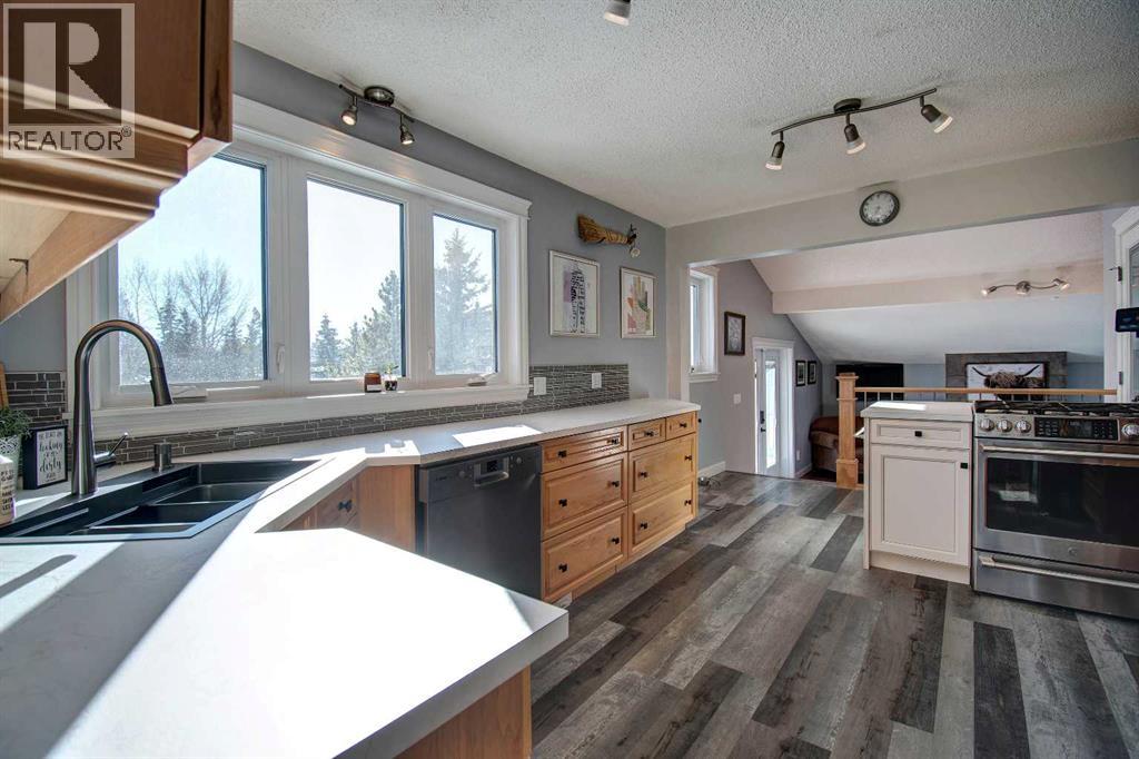 104 Hill Spring Meadows, Rural Rocky View County, Alberta  T4B 2A3 - Photo 12 - A2289131