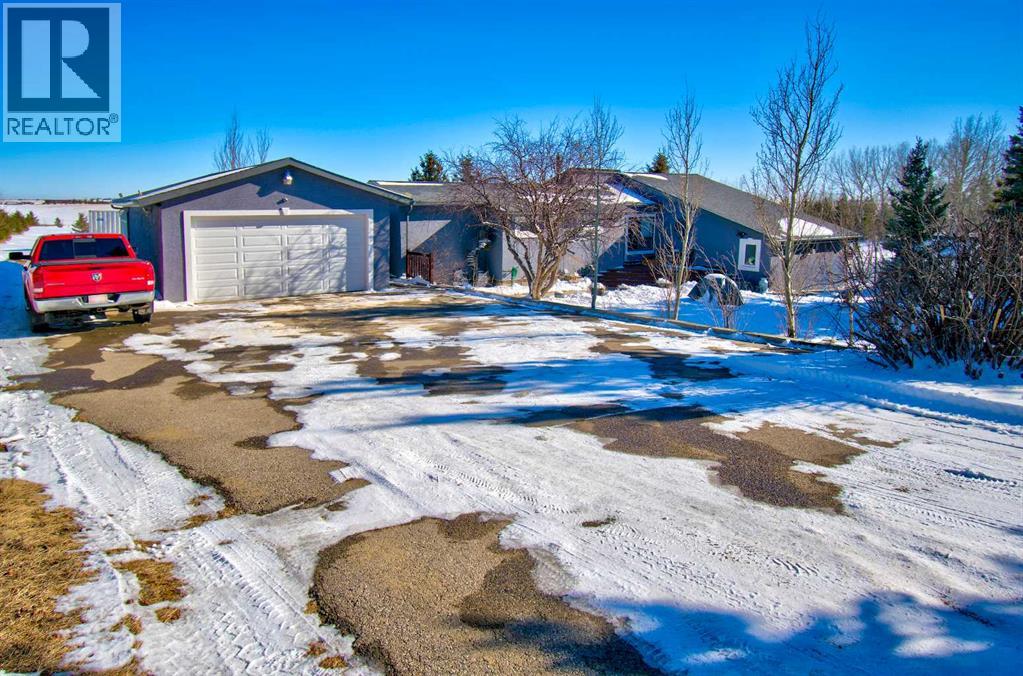 104 Hill Spring Meadows, Rural Rocky View County, Alberta  T4B 2A3 - Photo 4 - A2289131