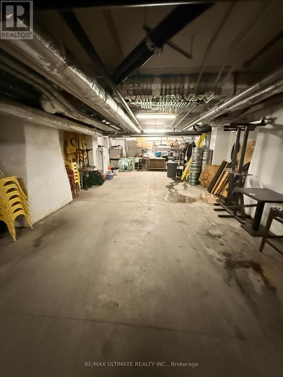 33 Powerhouse Street, Toronto, Ontario  M6H 4K7 - Photo 21 - W12828398