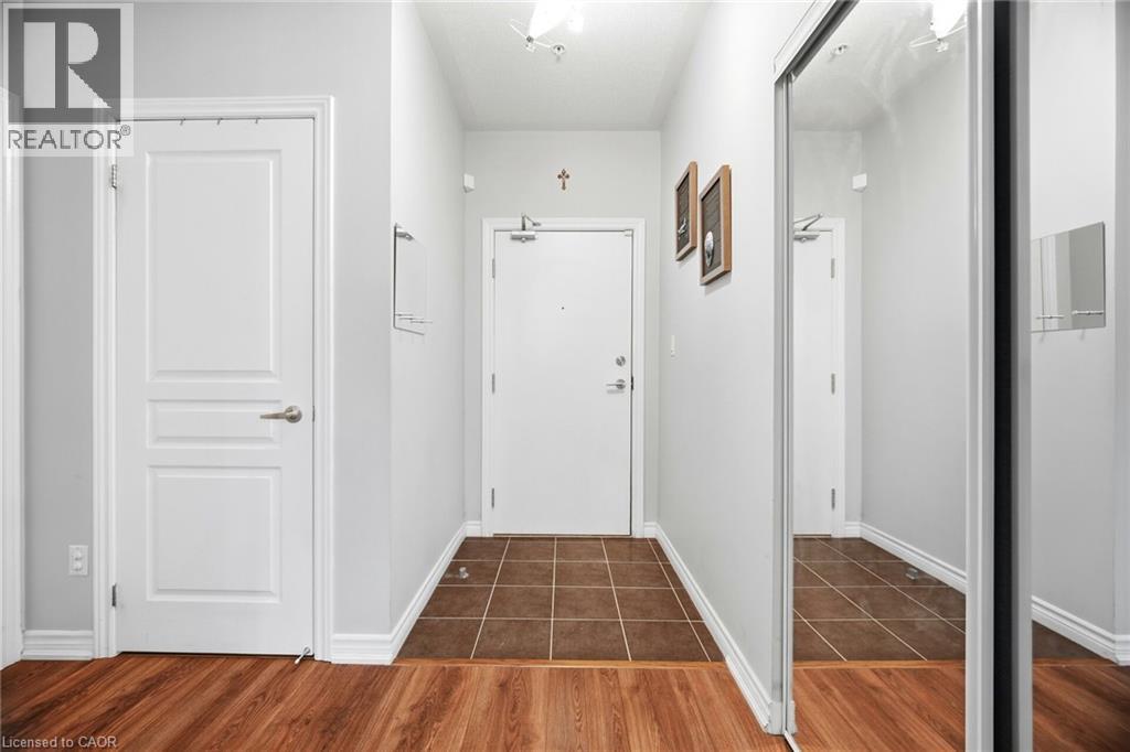 570 Lolita Garden Unit# 231, Mississauga, Ontario  L5A 0A1 - Photo 8 - 40808359