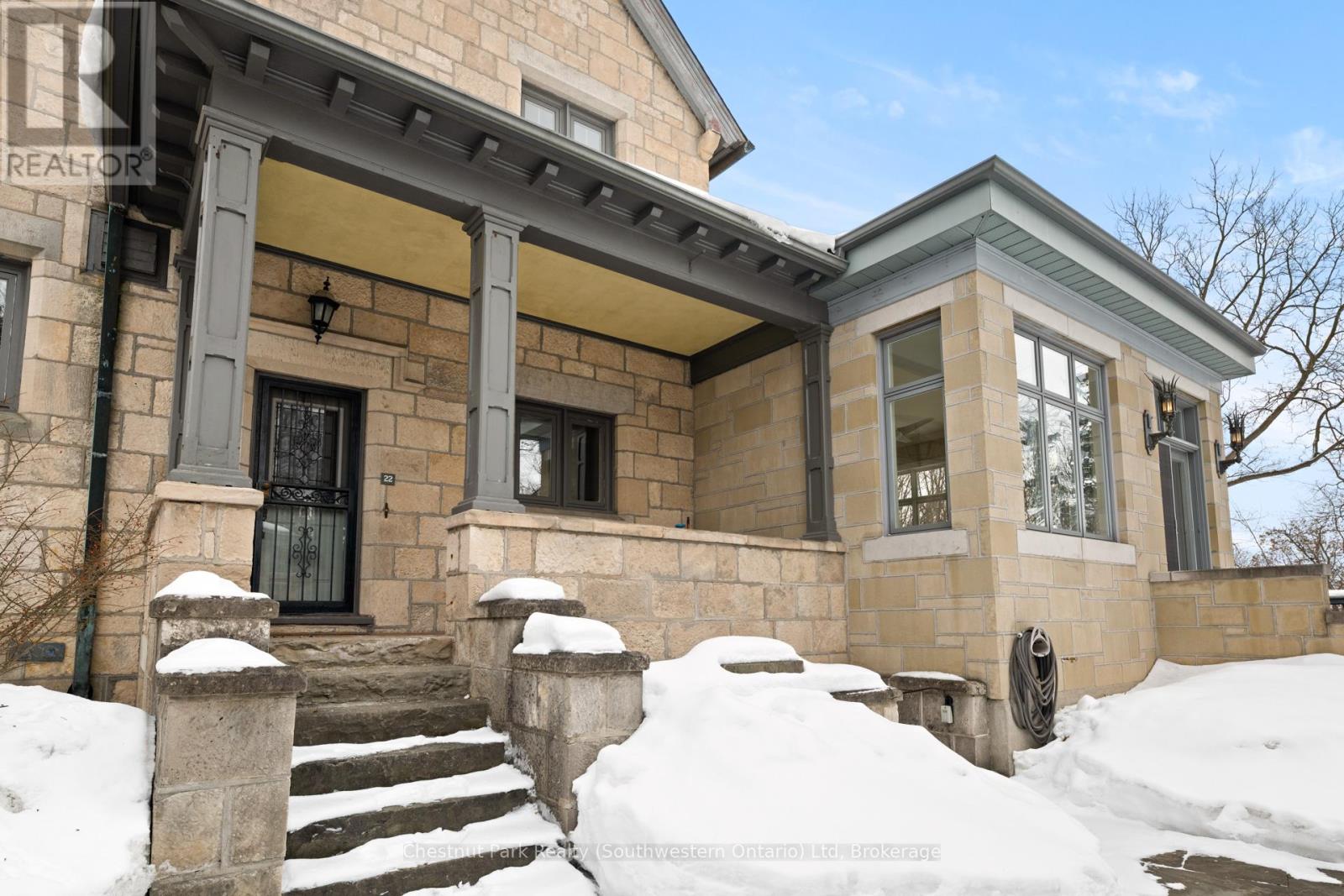 22 Stuart Street, Guelph, Ontario  N1E 4S4 - Photo 5 - X12828948