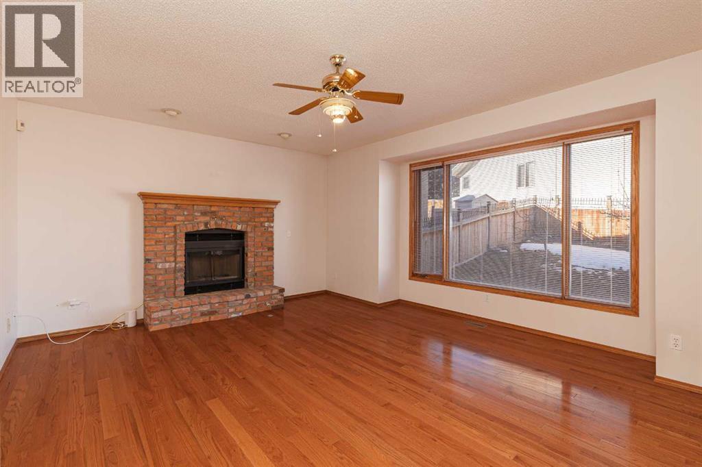 39 Signature Mews Sw, Calgary, Alberta  t3h 2v6 - Photo 14 - A2285299