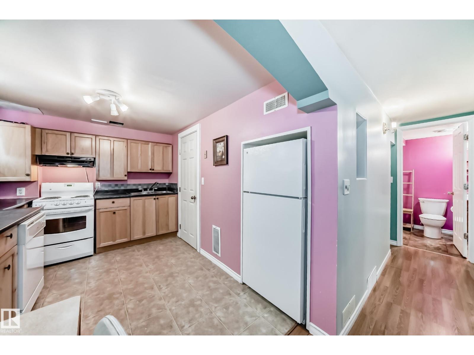 9823 75 Av Nw, Edmonton, Alberta  T6E 1H9 - Photo 28 - E4475216