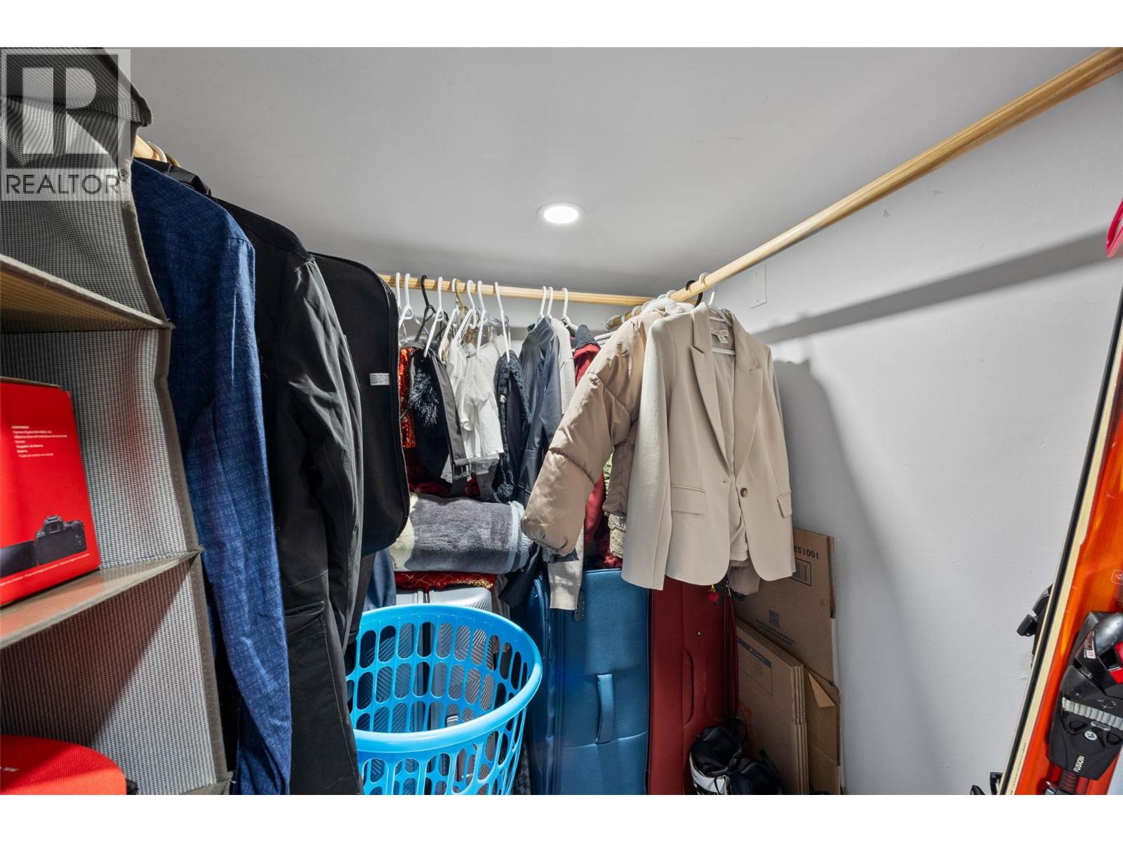 1024 Pembroke Avenue, Kamloops, British Columbia  V2B 1Z4 - Photo 31 - 10374492