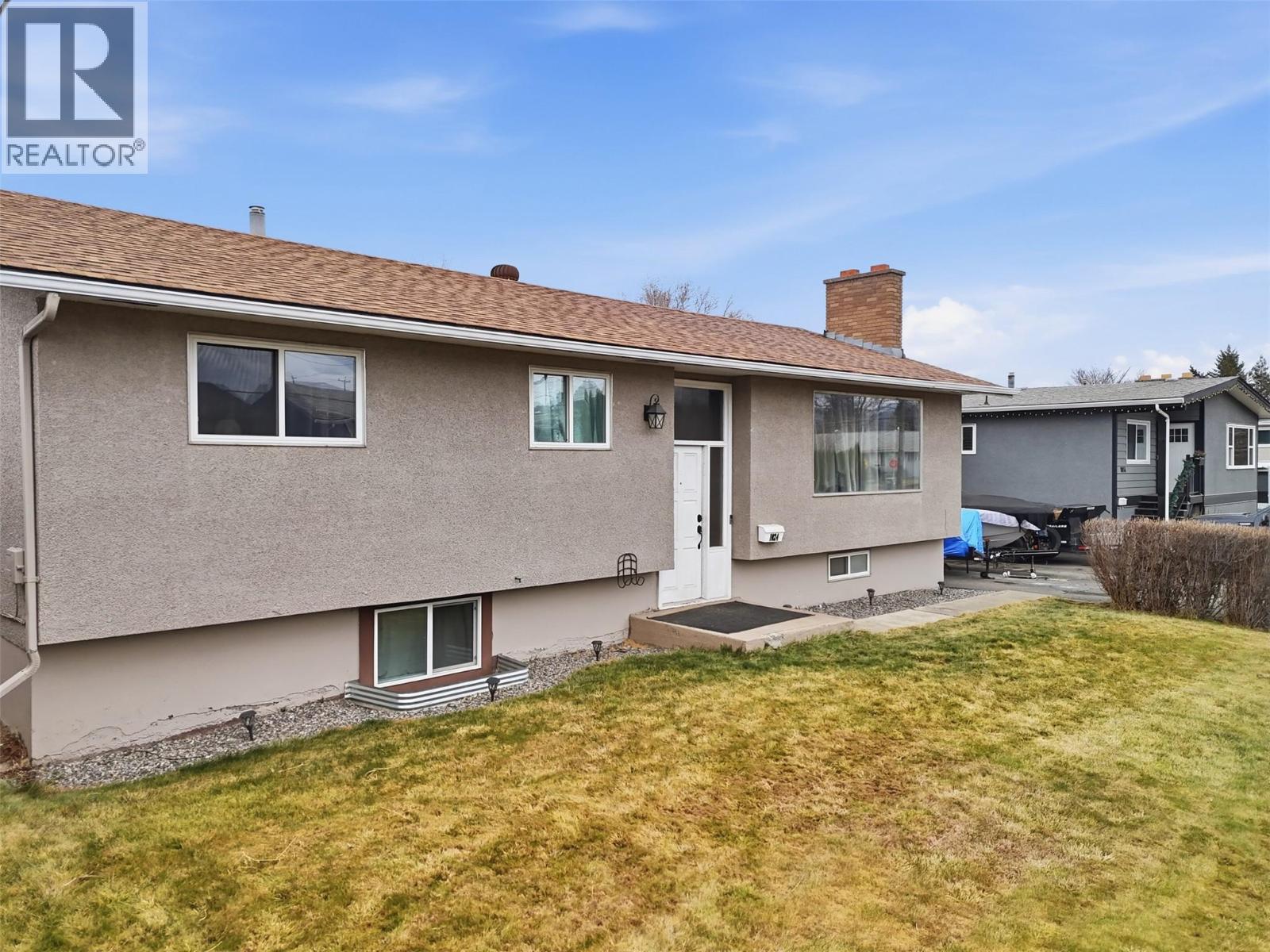 1024 Pembroke Avenue, Kamloops, British Columbia  V2B 1Z4 - Photo 4 - 10374492