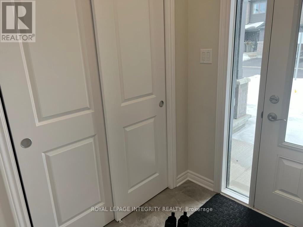 504 Enclave Lane, Clarence-Rockland, Ontario K4K 0M8 - Photo 3 - X12828954