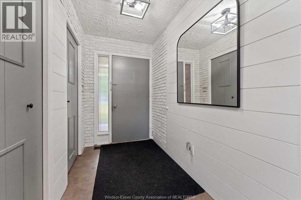 1222 Reaume Road, Lasalle, Ontario  N9J 1C1 - Photo 5 - 26004138