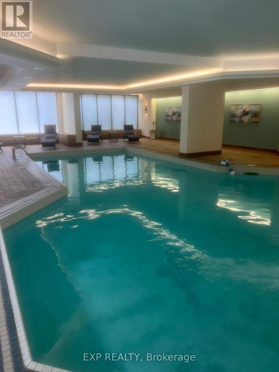 222 - 633 Bay Street, Toronto, Ontario  M5G 2G4 - Photo 37 - C12814432